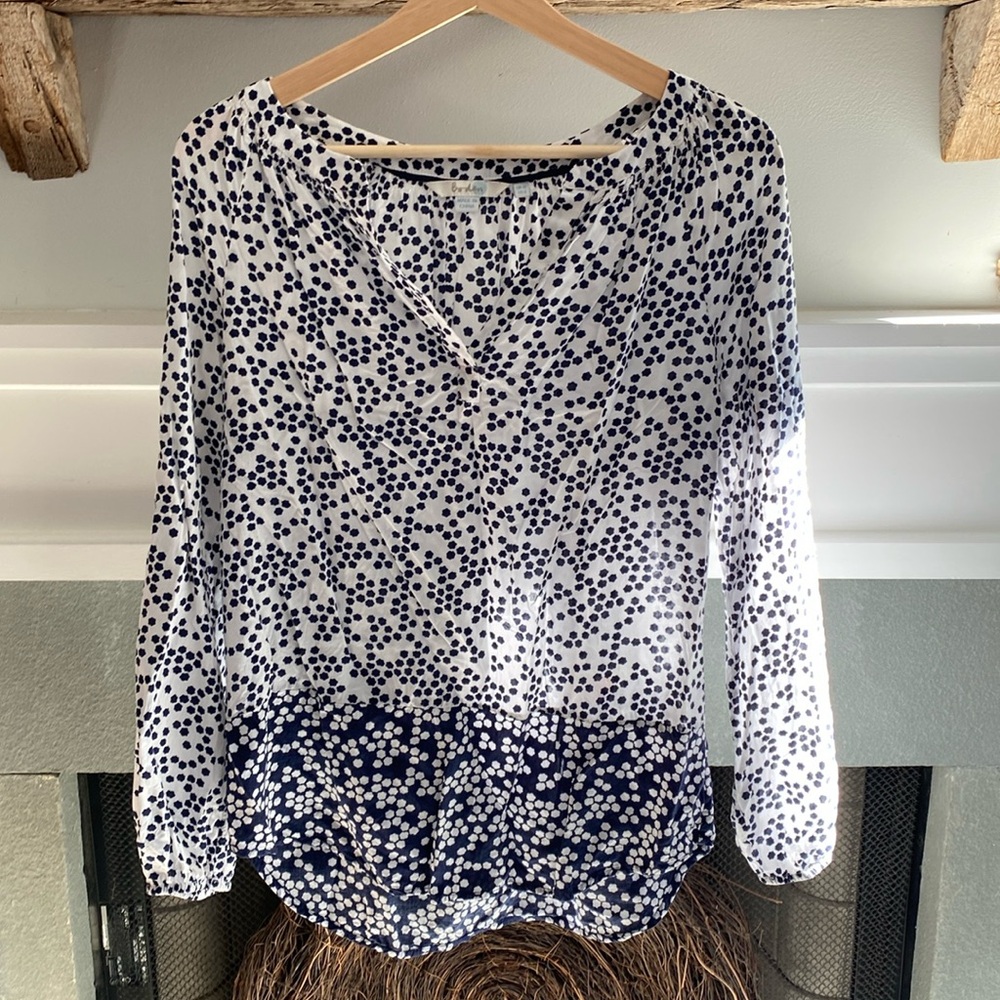 Cotton peasant style top from Biden. Size 6